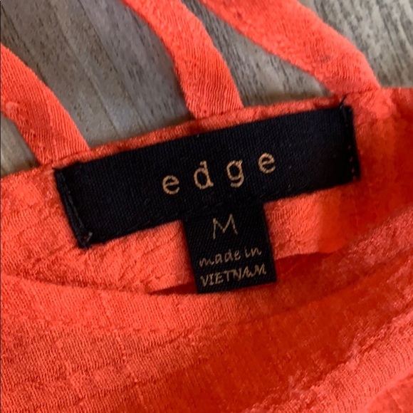 Women's Edge Cap Sleeve Top With Buttons And Cutout Design Medium - Picture 4 of 7